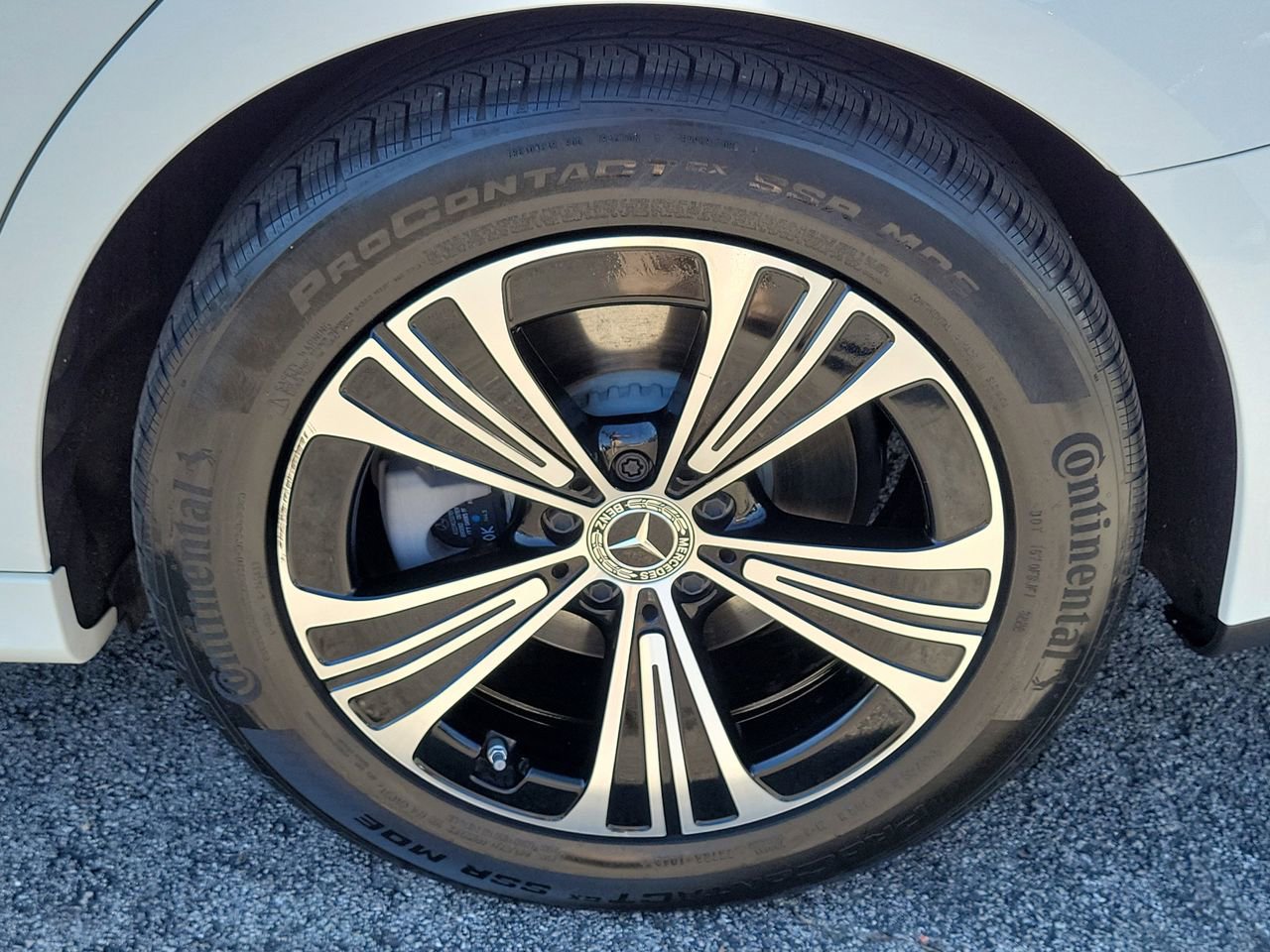 Certified 2024 Mercedes-Benz E 350 4MATIC Sedan image 11