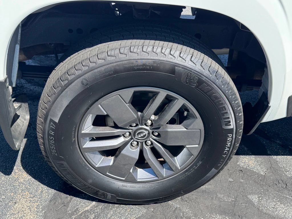 Used 2025 Nissan Frontier SV w/ SV Convenience Package AWD/4WD image 29