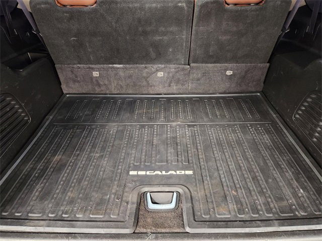 Used 2016 Cadillac Escalade ESV Premium image 35