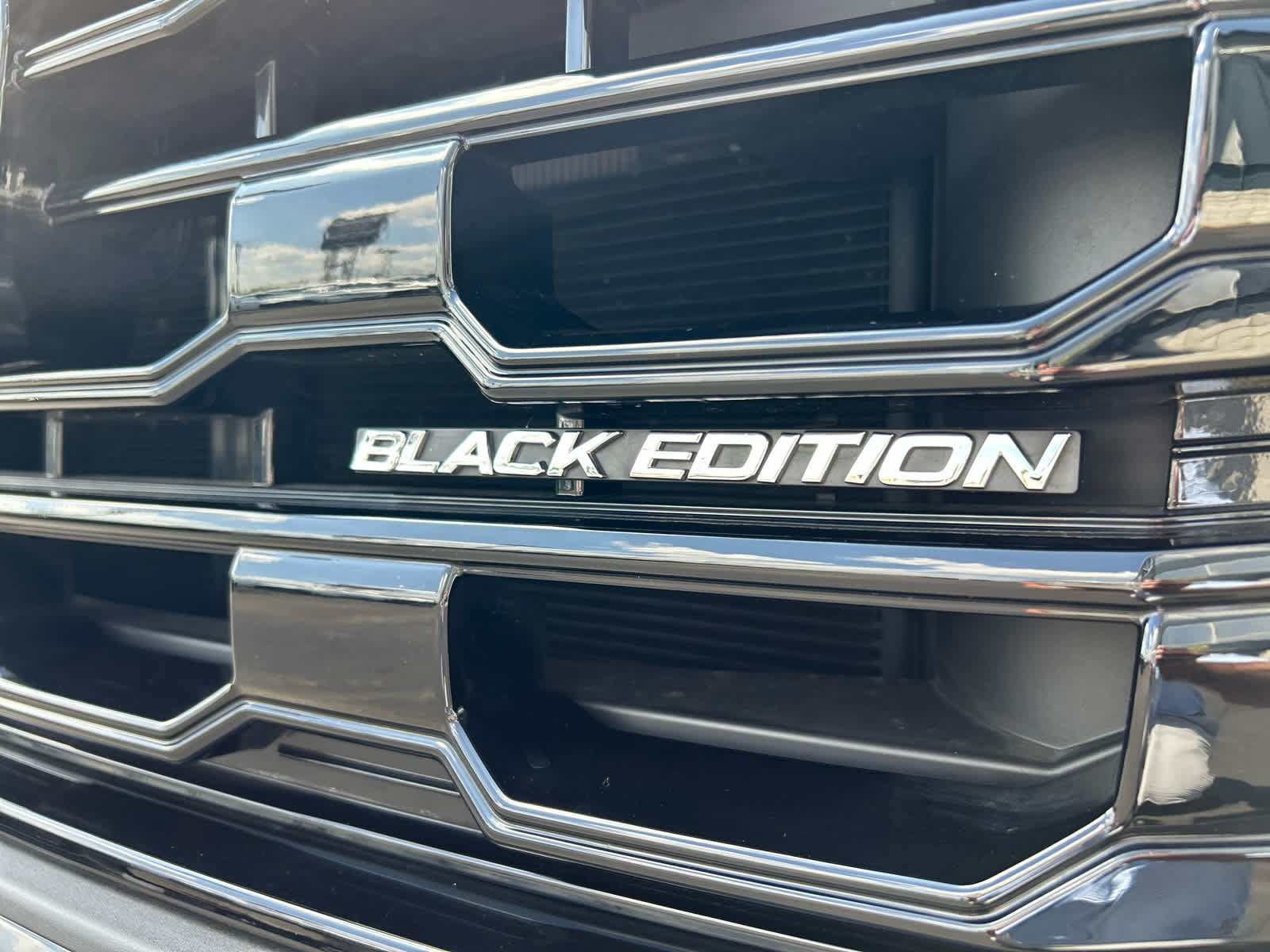 Used 2026 Honda Pilot Black Edition image 9