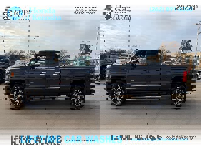 Used 2015 GMC Sierra 1500 SLT w/ All-Terrain Package image 4