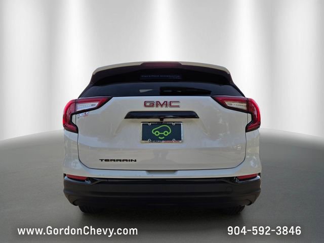 Certified 2023 GMC Terrain SLE w/ Driver Convenience Package FWD image 4