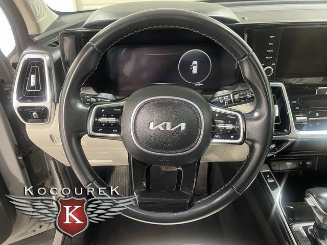 Used 2023 Kia Sorento SX FWD image 14