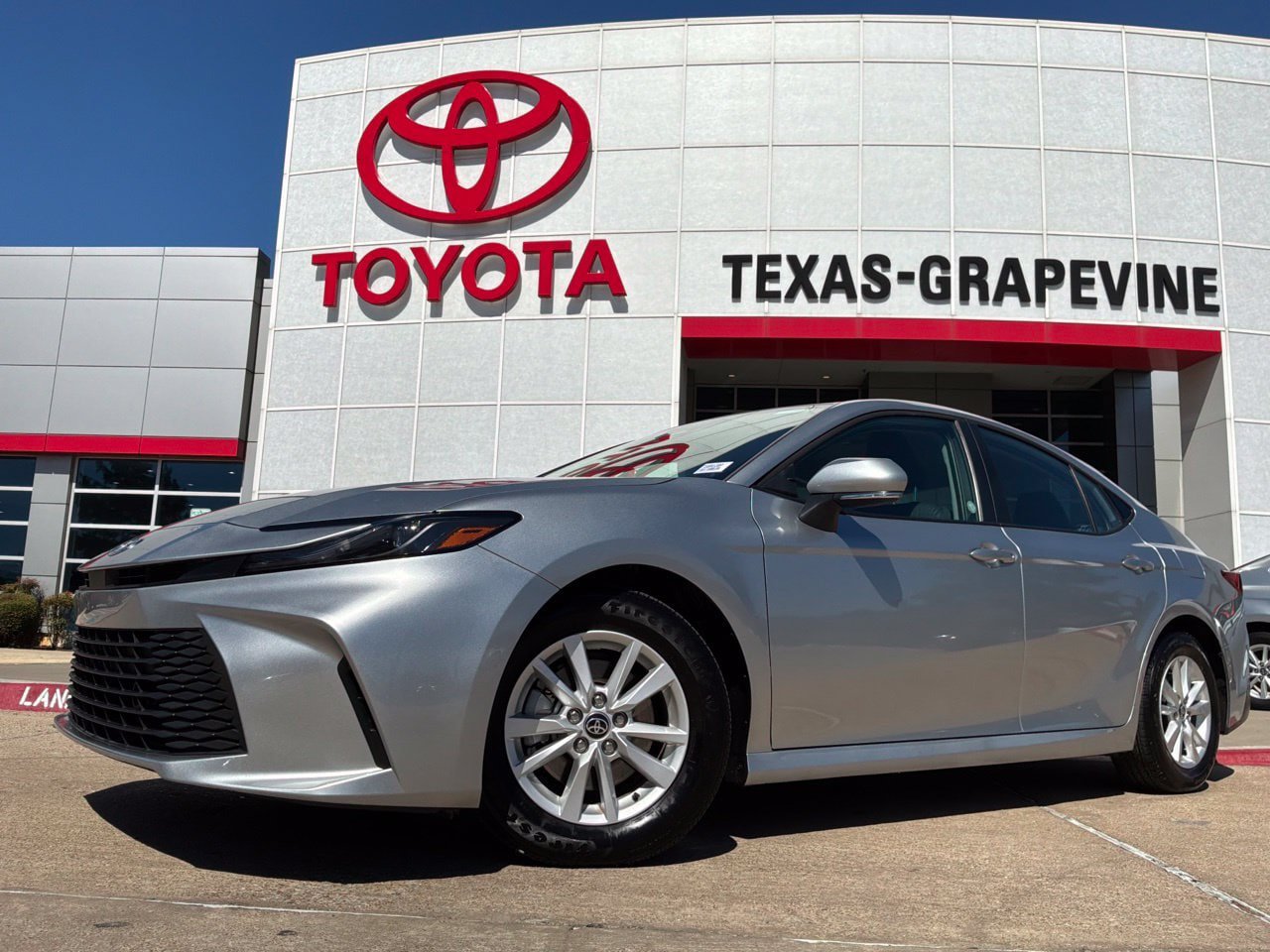 Used 2026 Toyota Camry LE FWD image 2