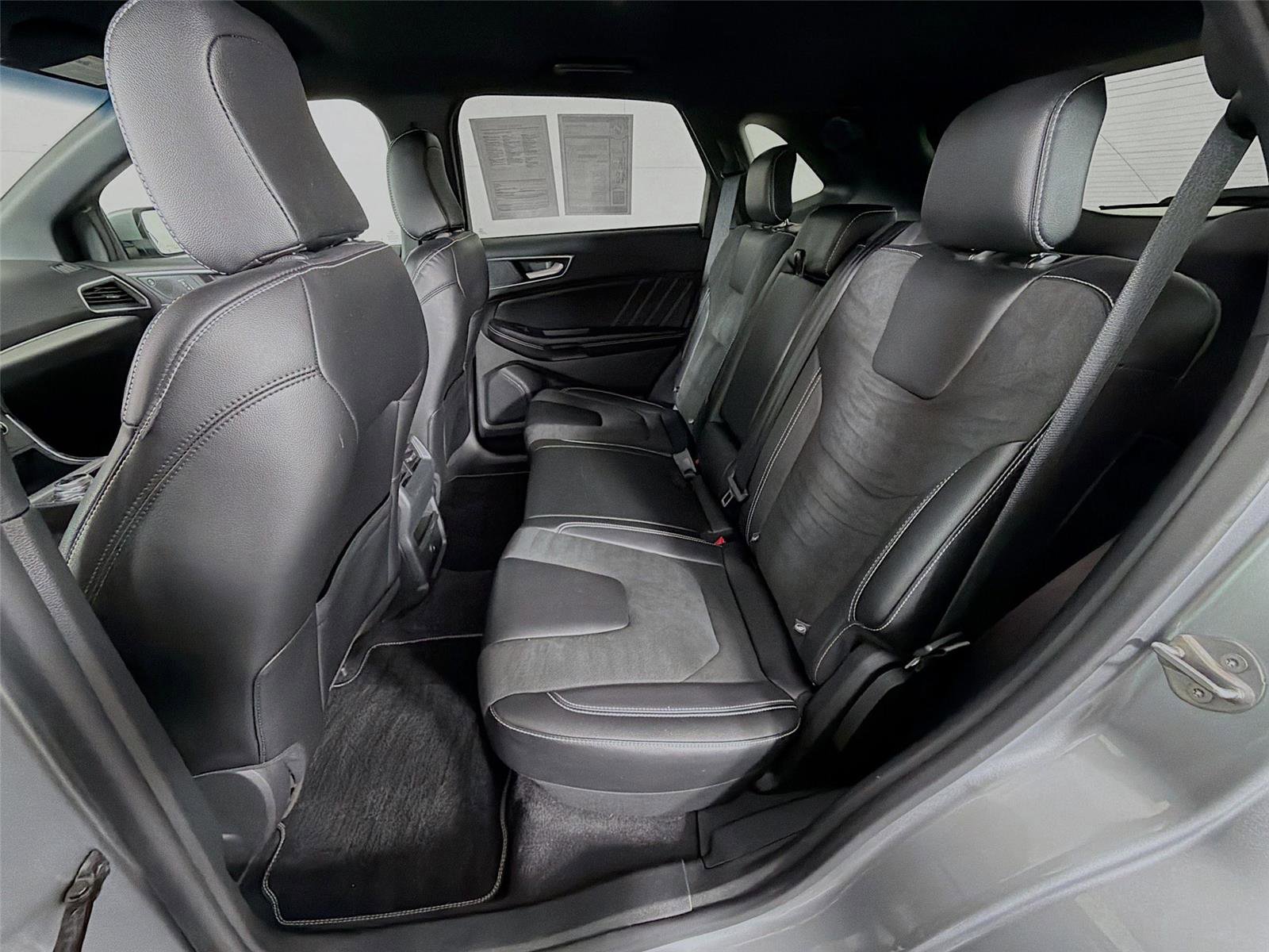 Used 2024 Ford Edge ST AWD/4WD image 21