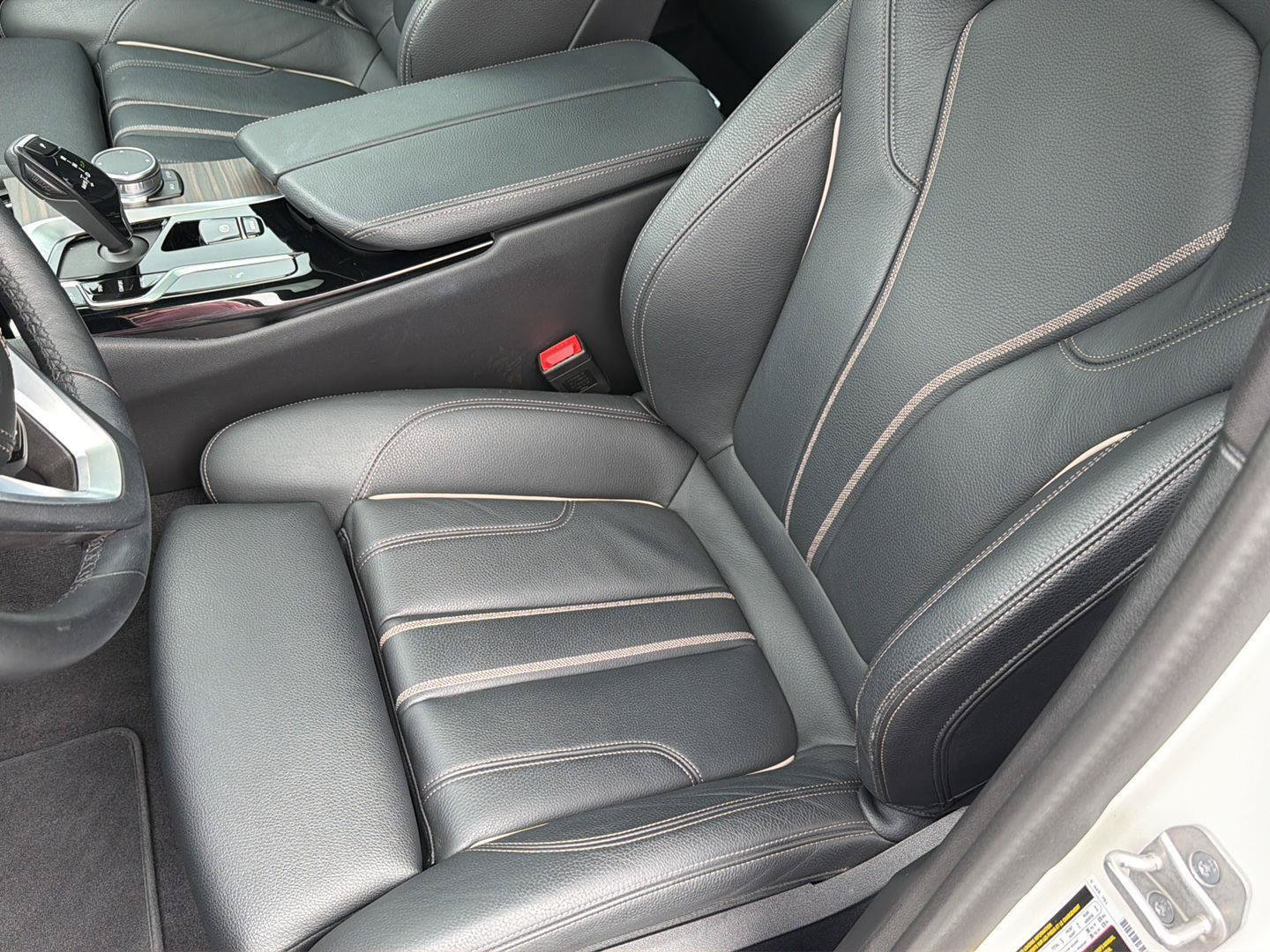 Used 2023 BMW 540i xDrive AWD/4WD image 30