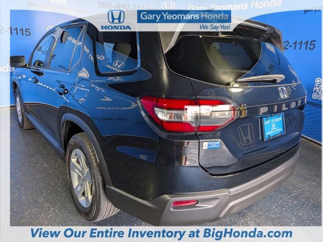 Certified 2023 Honda Pilot LX image 9