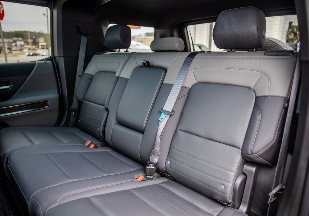 Used 2024 GMC Hummer EV 3X w/ LPO, Illumination Package image 19