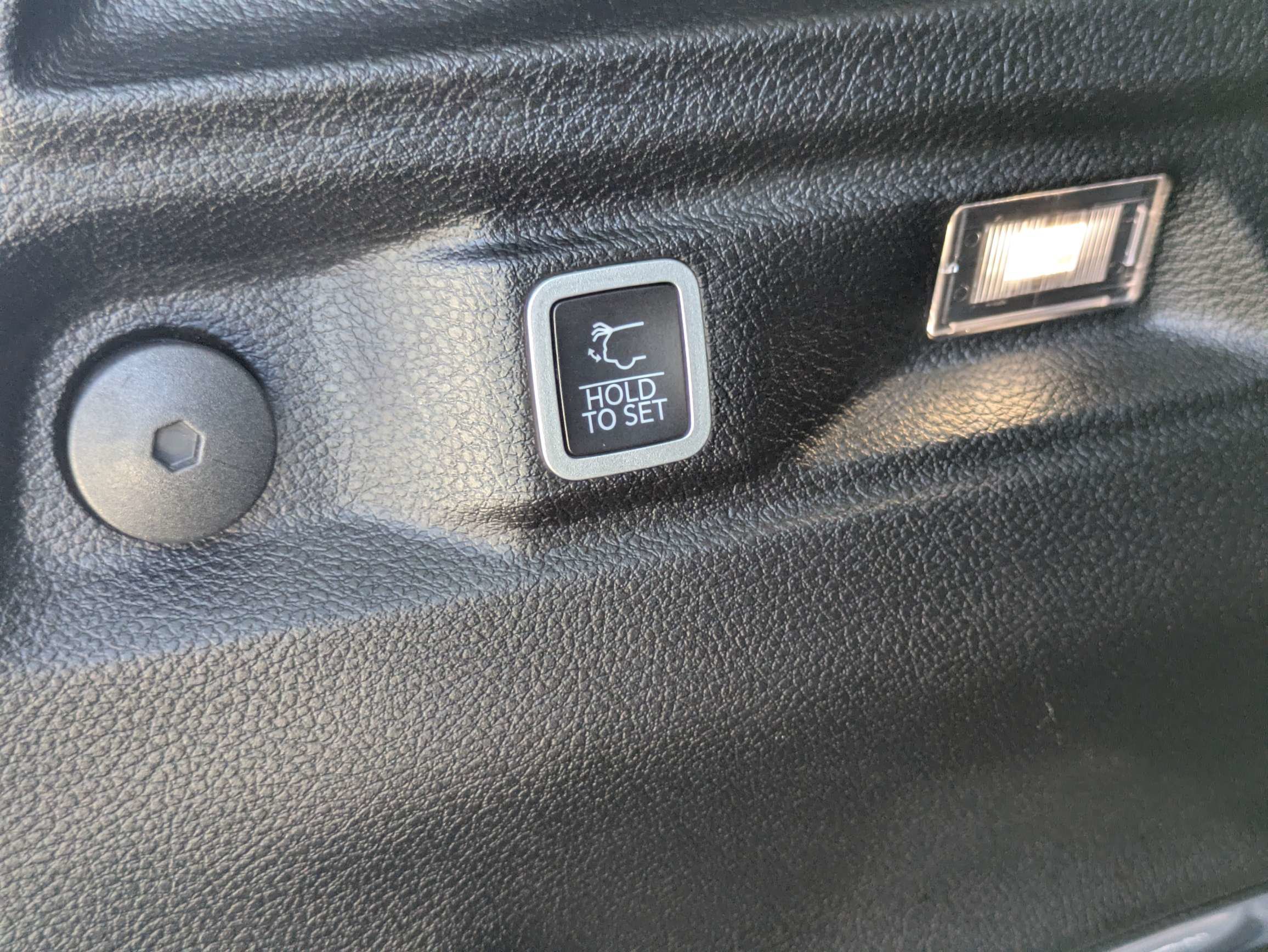 Used 2021 Jeep Grand Cherokee L Limited RWD image 14