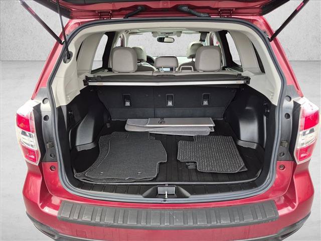 Used 2016 Subaru Forester 2.5i Limited AWD/4WD image 6