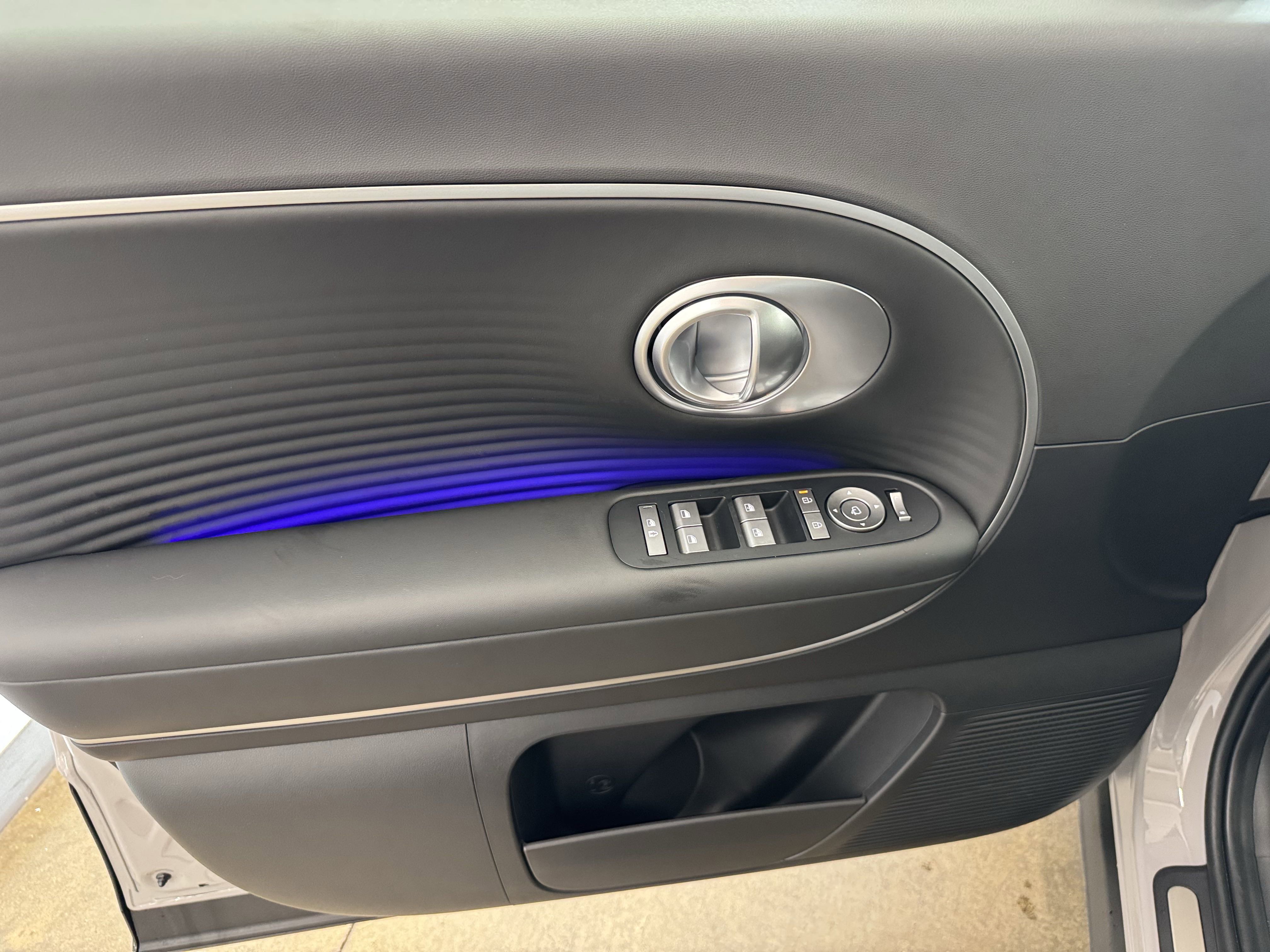 New 2026 Hyundai Ioniq 9 SEL image 16