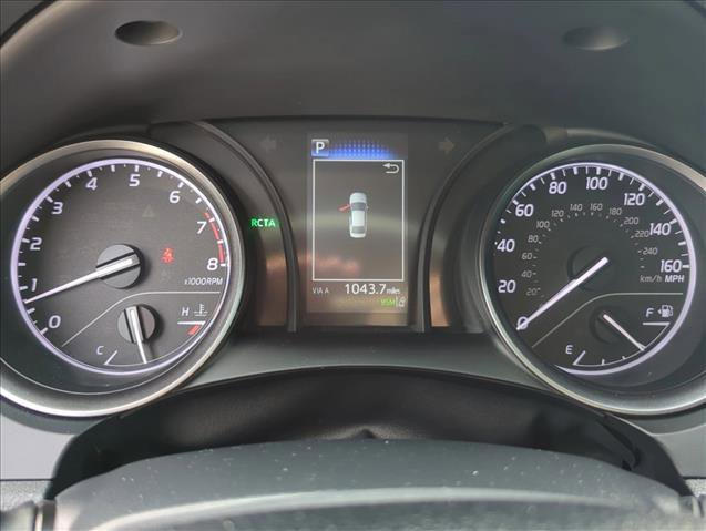 Used 2024 Toyota Camry SE w/ Convenience Package image 19