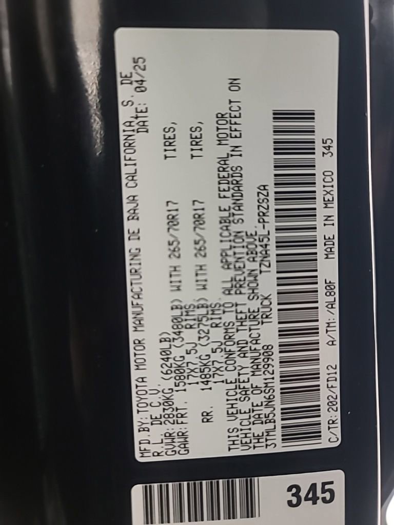 Used 2025 Toyota Tacoma TRD Off-Road image 40