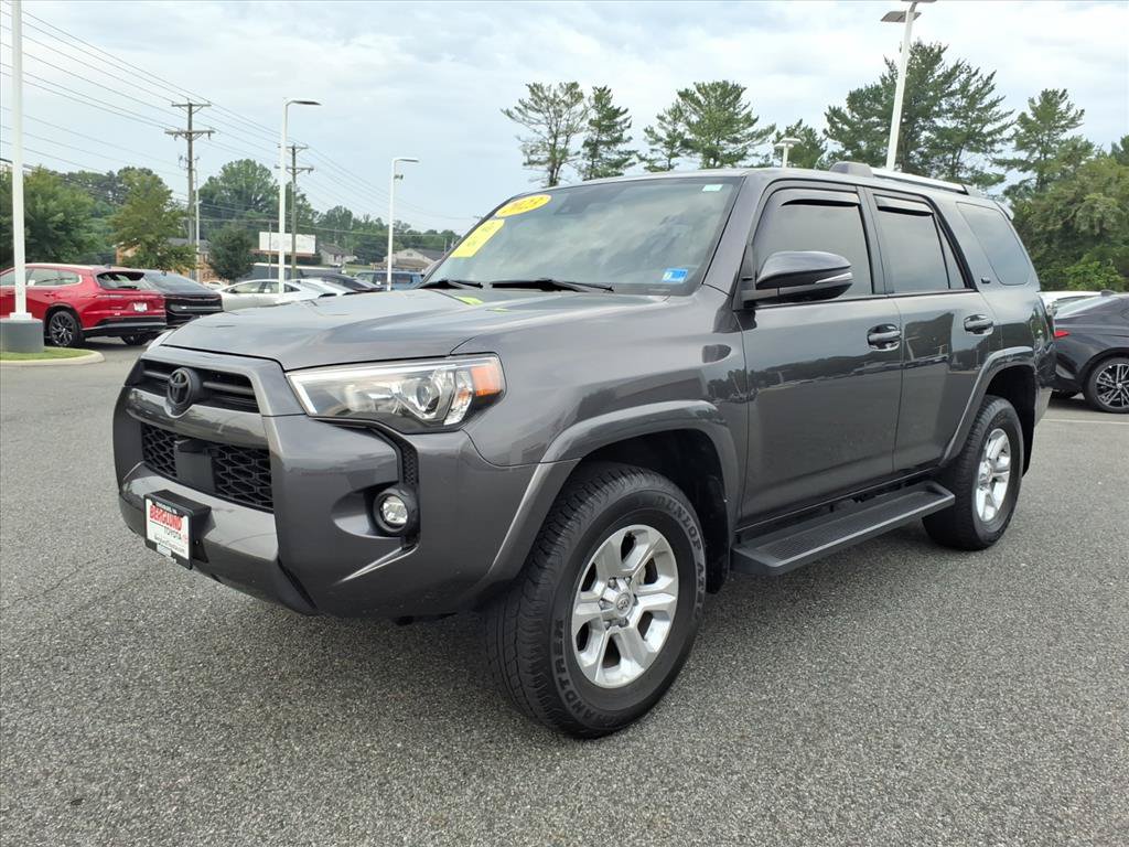 Used 2023 Toyota 4Runner SR5 Premium w/ Moonroof Package AWD/4WD image 16