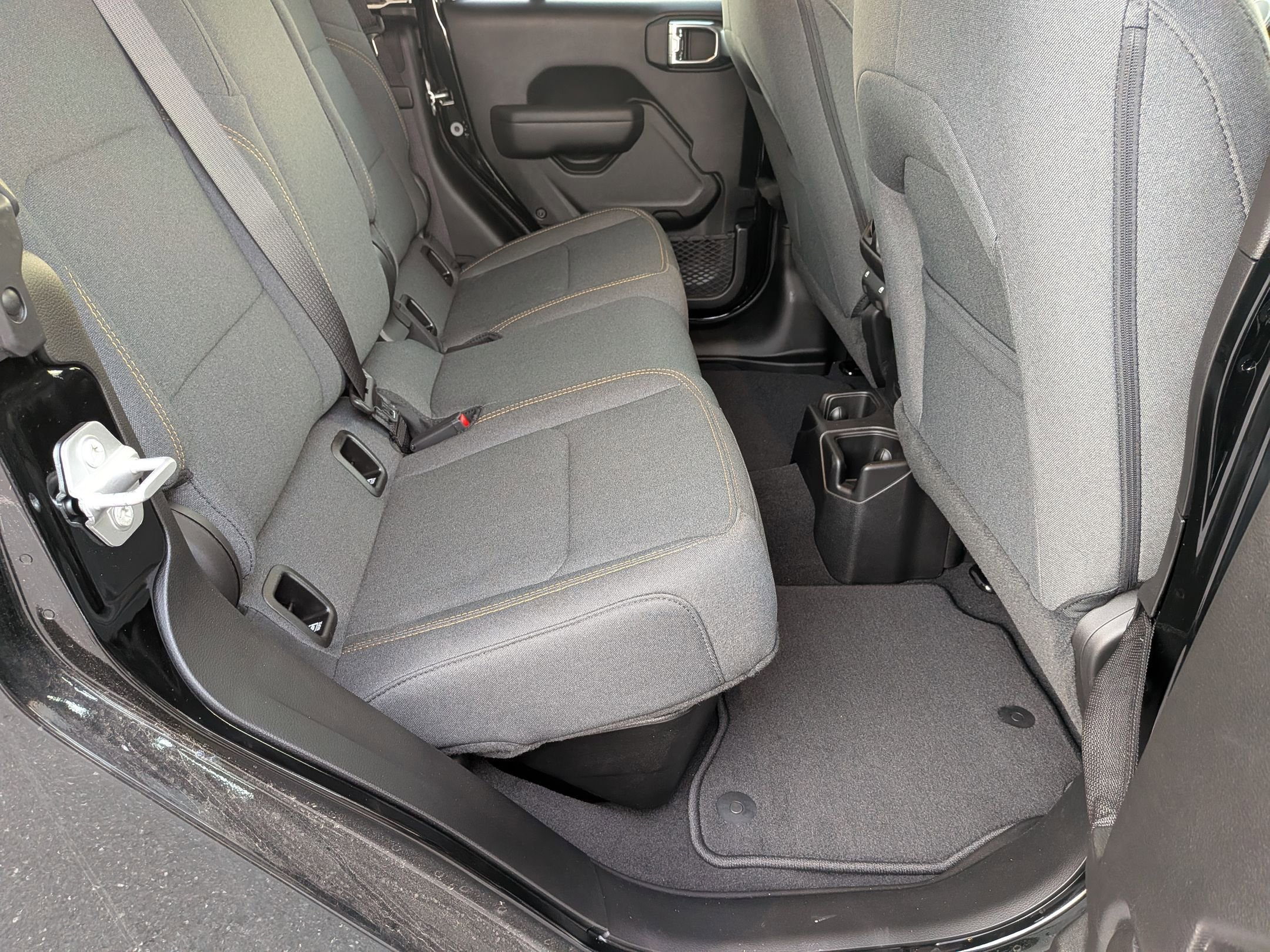 New 2025 Jeep Gladiator Sport image 29