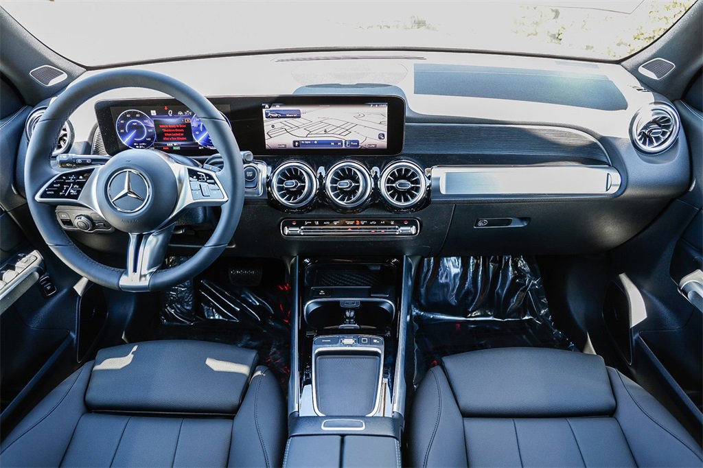 New 2025 Mercedes-Benz EQB 300 300 image 10