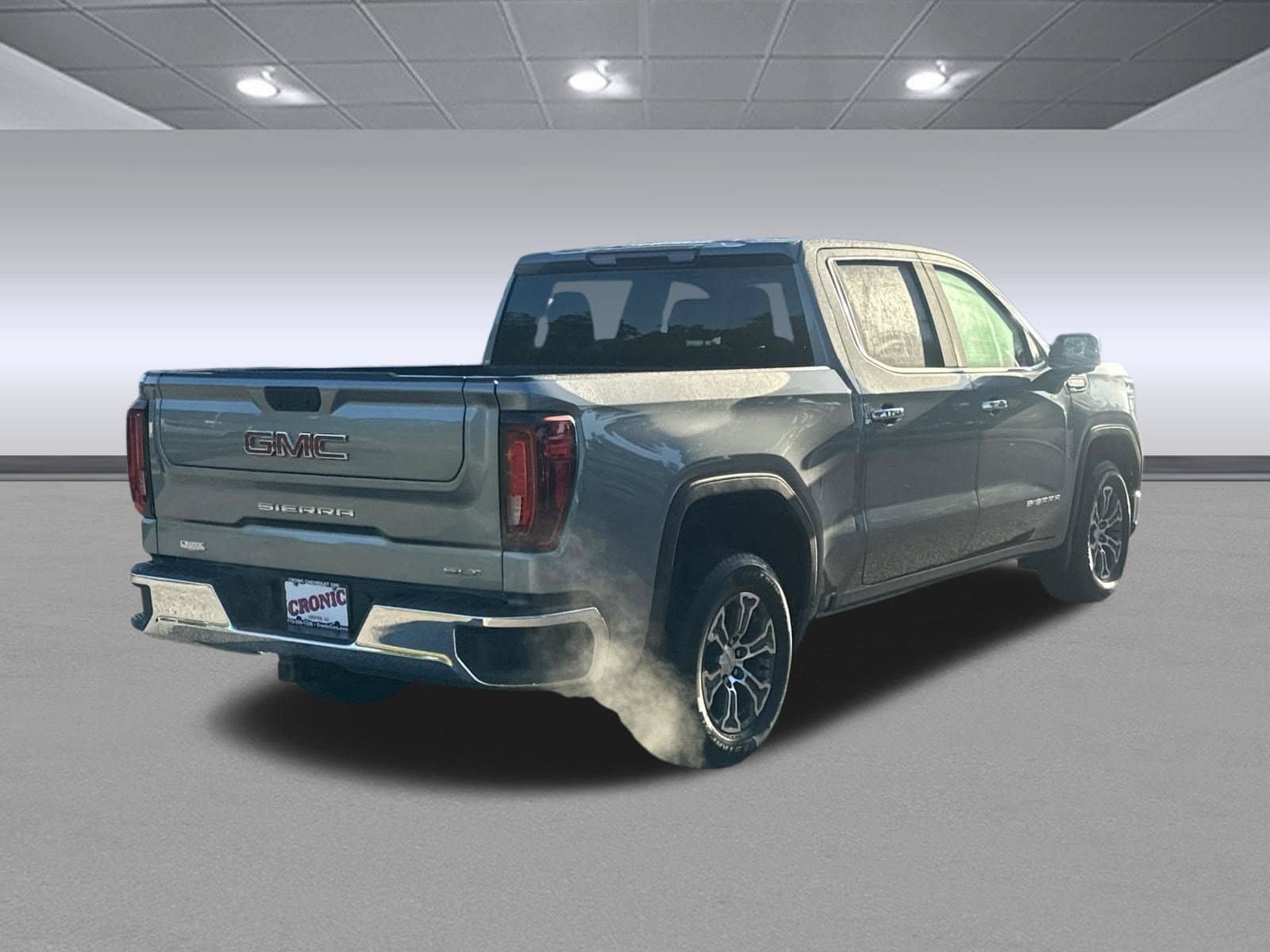Used 2025 GMC Sierra 1500 SLT RWD image 3