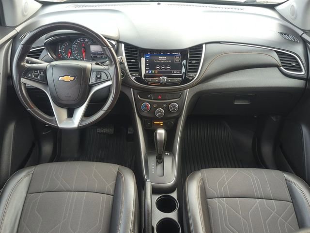 Used 2021 Chevrolet Trax LT w/ LT Convenience Package image 22