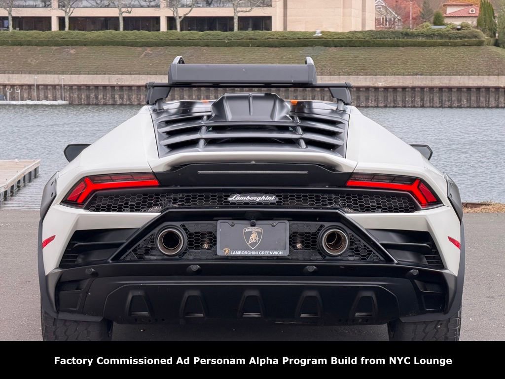 Used 2024 Lamborghini Huracan Sterrato image 6