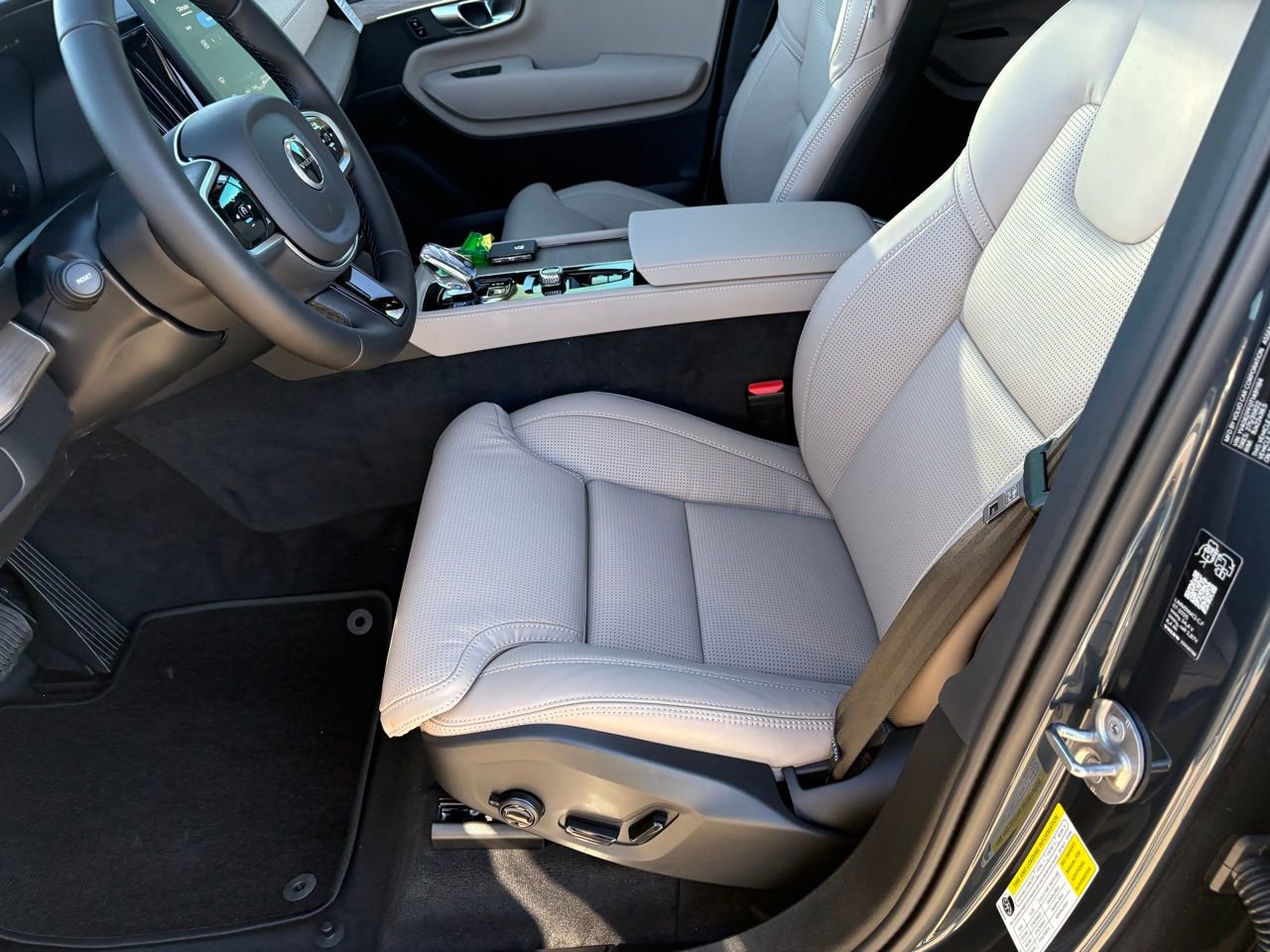 New 2026 Volvo XC90 B6 Ultra AWD/4WD image 18