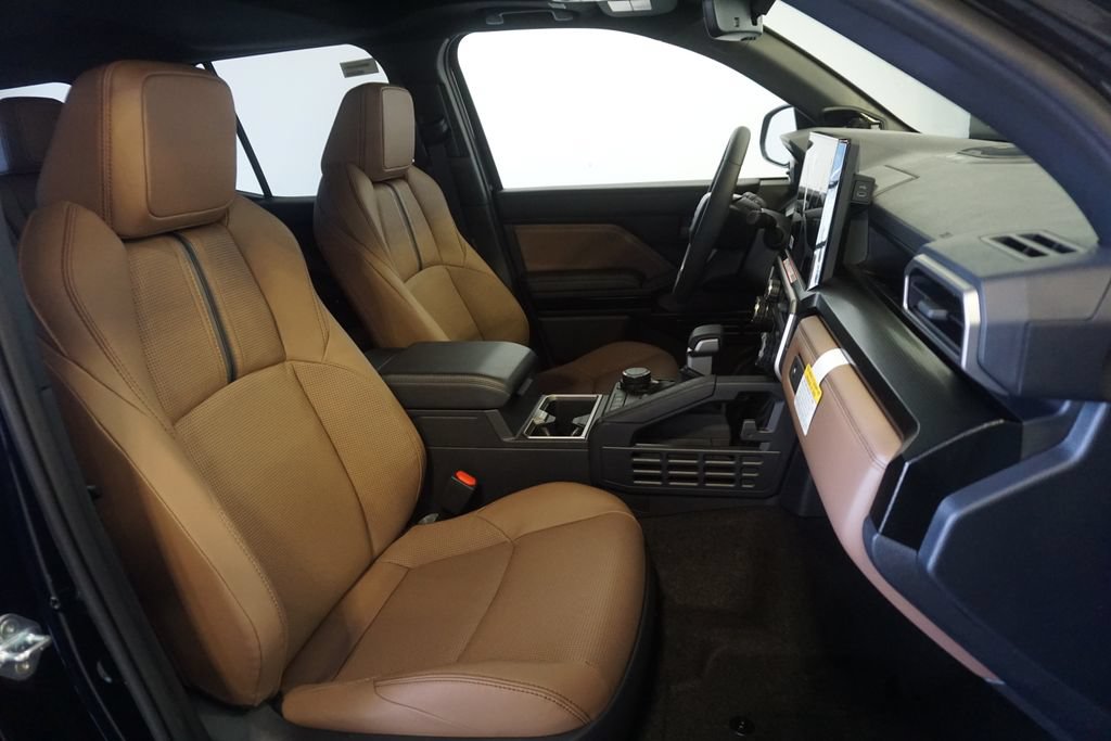 New 2026 Toyota 4Runner Limited AWD/4WD image 27