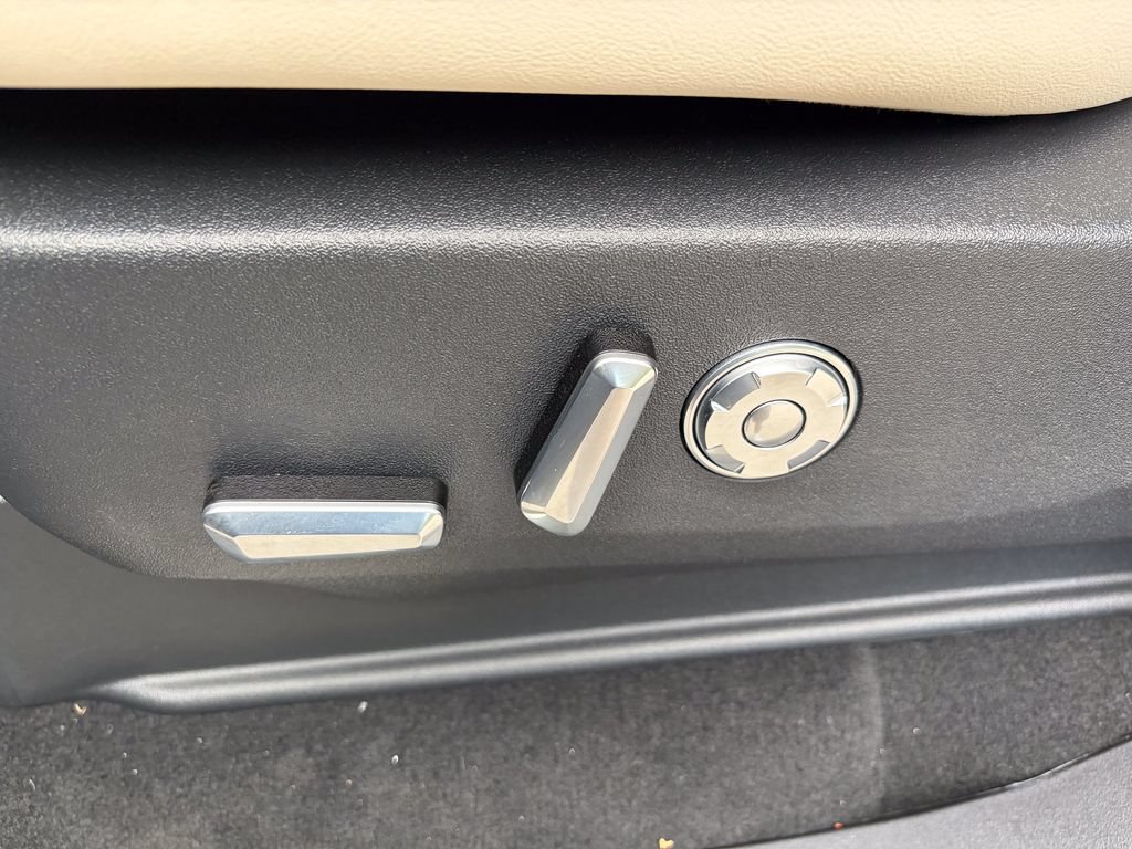 New 2027 Lincoln Navigator Reserve AWD/4WD image 15
