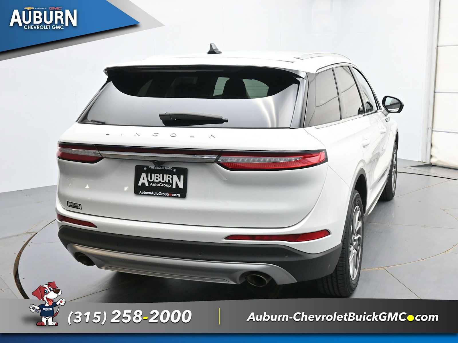 Used 2022 Lincoln Corsair AWD w/ Equipment Group 101A image 4
