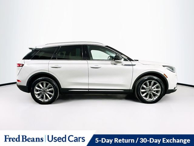 Certified 2022 Lincoln Corsair AWD w/ Premium Package image 9