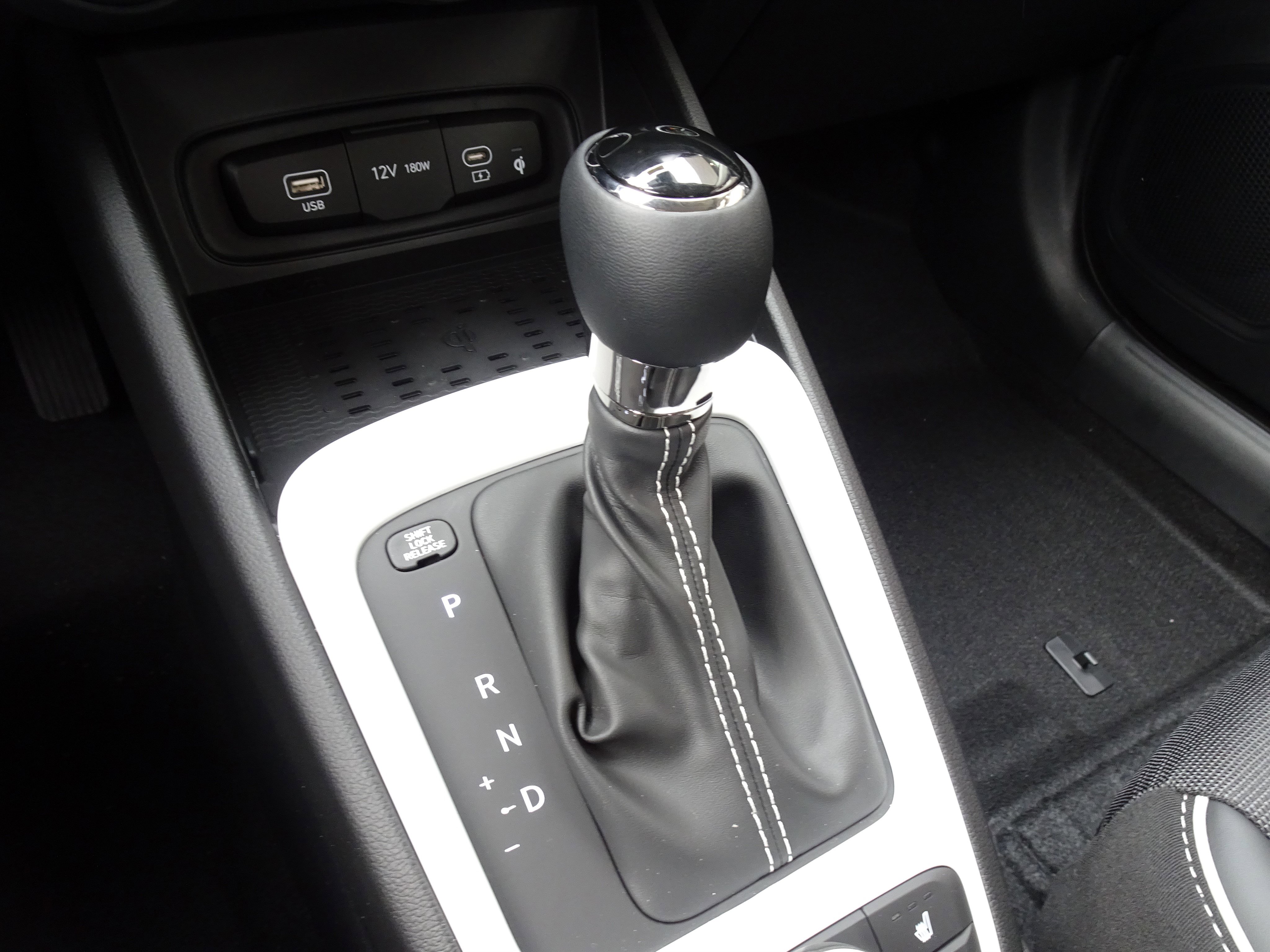 New 2026 Hyundai Venue SEL image 15