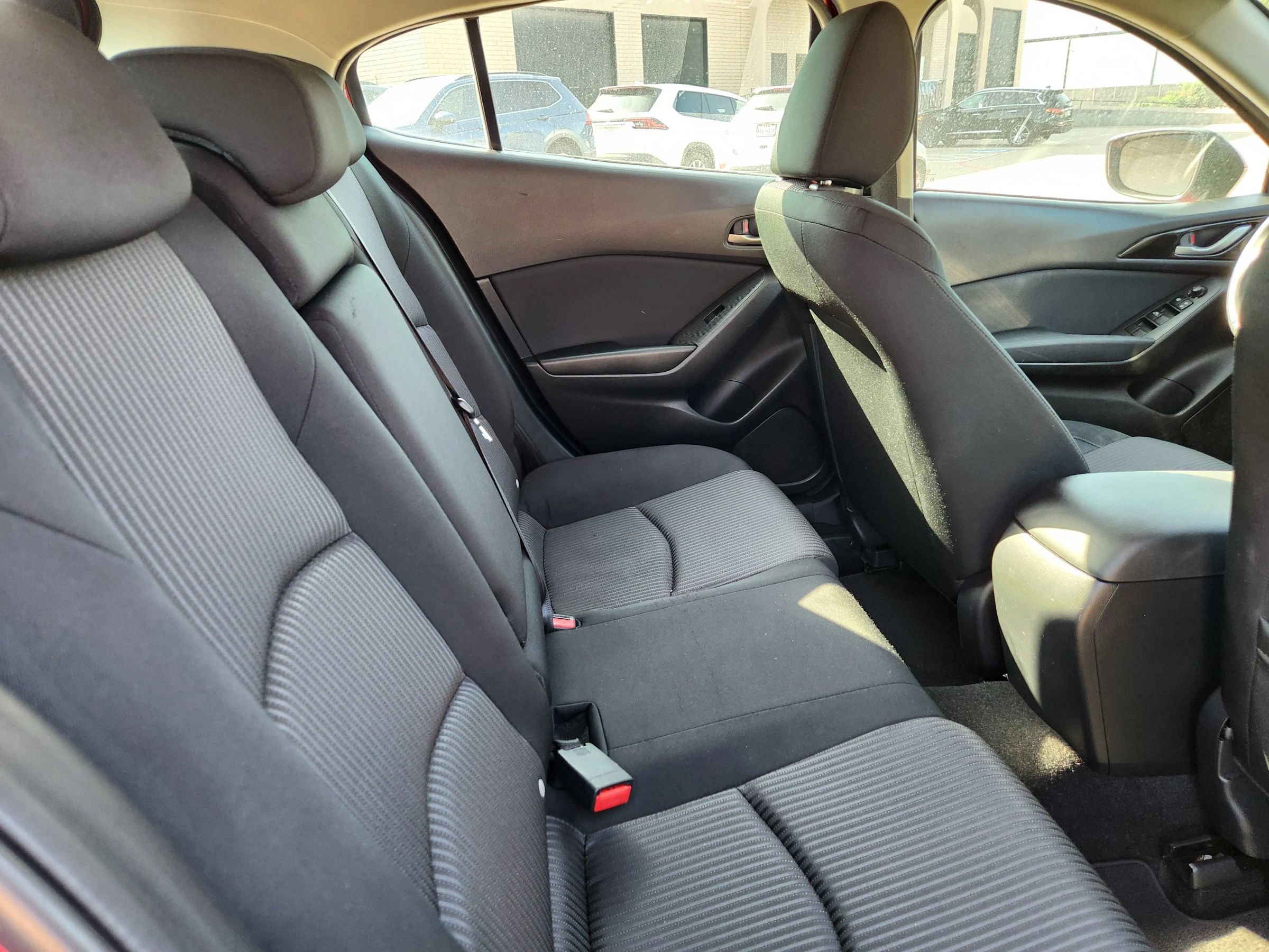 Used 2015 MAZDA MAZDA3 i Touring FWD image 12