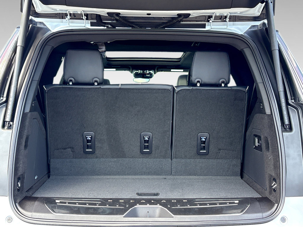 New 2026 Cadillac Escalade Sport w/ Touring Package AWD/4WD image 24
