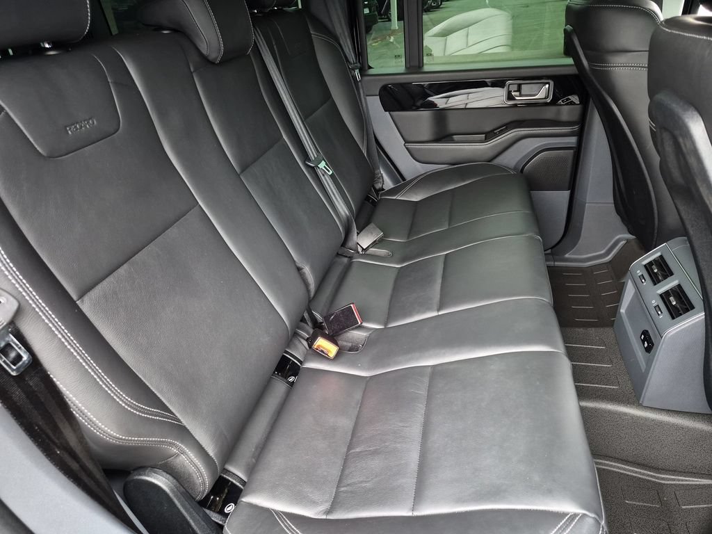 Used 2024 INEOS Grenadier Station Wagon AWD/4WD image 18