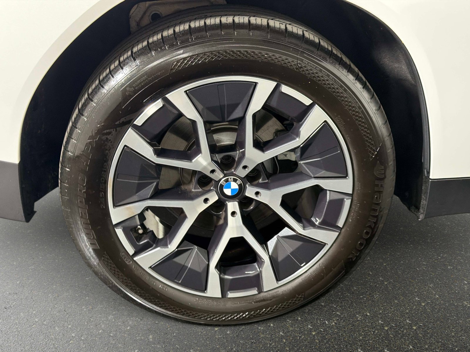 Used 2025 BMW X3 xDrive30i w/ Convenience Package image 18