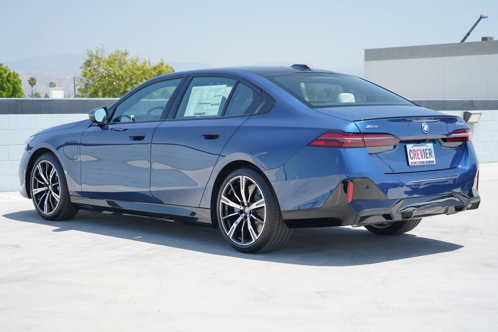 New 2026 BMW 550e xDrive w/ Executive Package AWD/4WD image 8