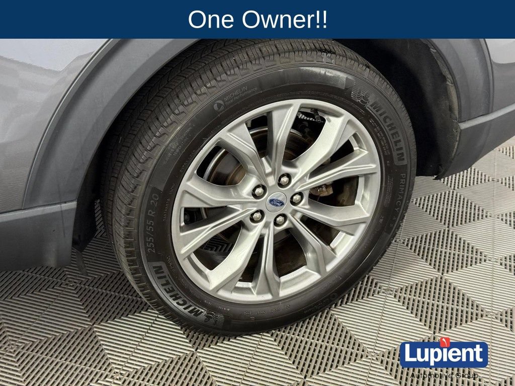 Used 2023 Ford Explorer XLT w/ Equipment Group 202A AWD/4WD image 16