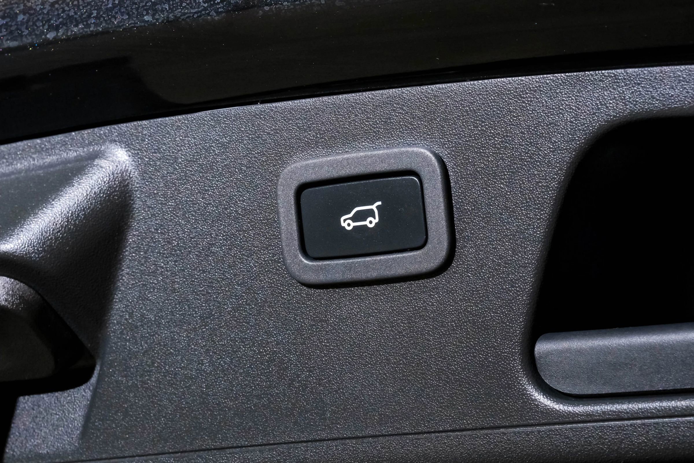 Used 2018 Jaguar E-PACE First Edition image 79