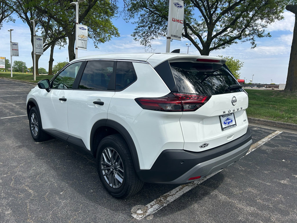 Used 2023 Nissan Rogue S AWD/4WD image 7