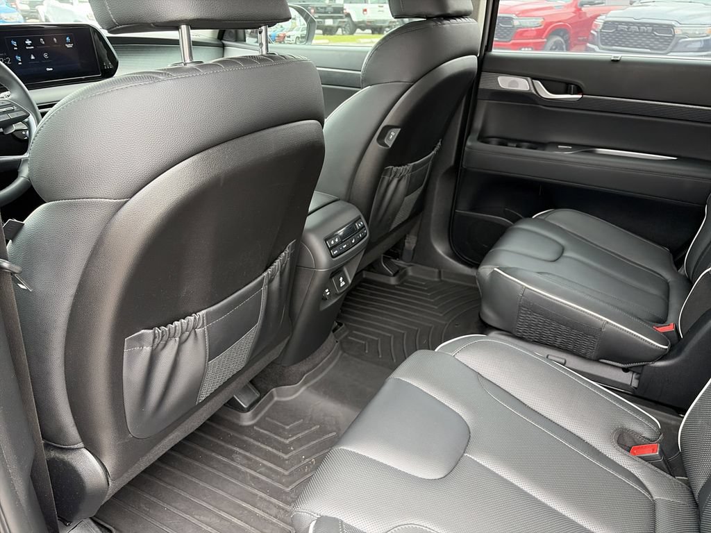 Used 2023 Hyundai Palisade Limited FWD image 27