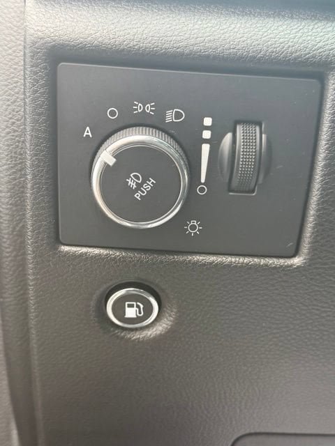 Used 2022 Jeep Grand Cherokee Limited AWD/4WD image 28