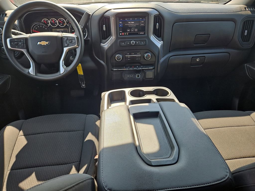 Used 2021 Chevrolet Silverado 1500 Custom w/ Safety Confidence Package AWD/4WD image 11