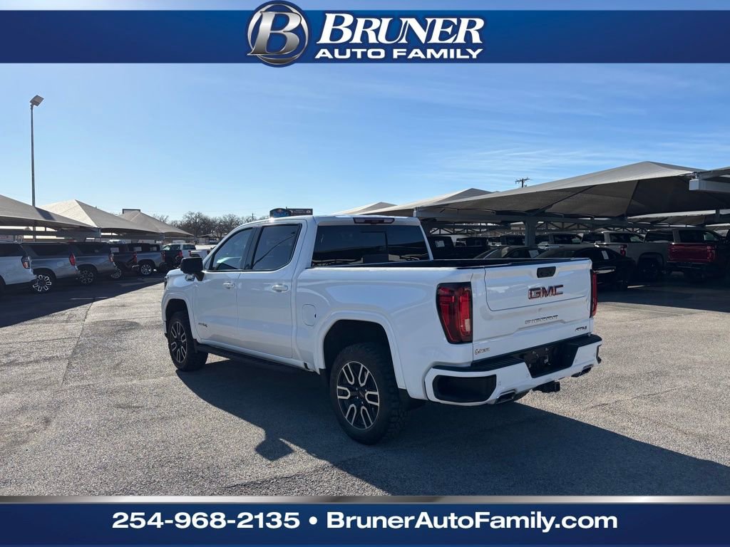 Used 2025 GMC Sierra 1500 AT4 w/ AT4 Premium Package image 8
