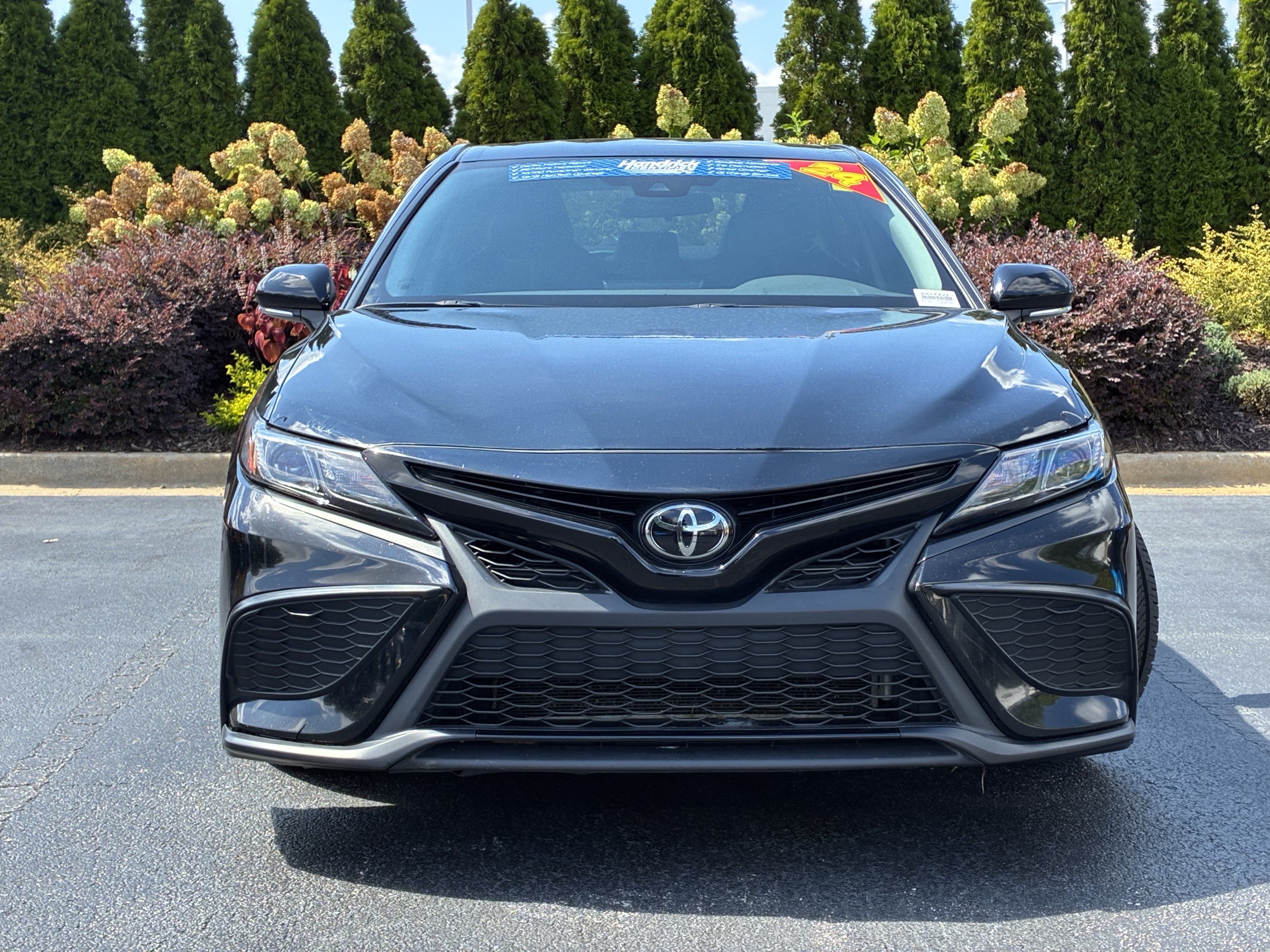 Used 2024 Toyota Camry SE FWD image 5