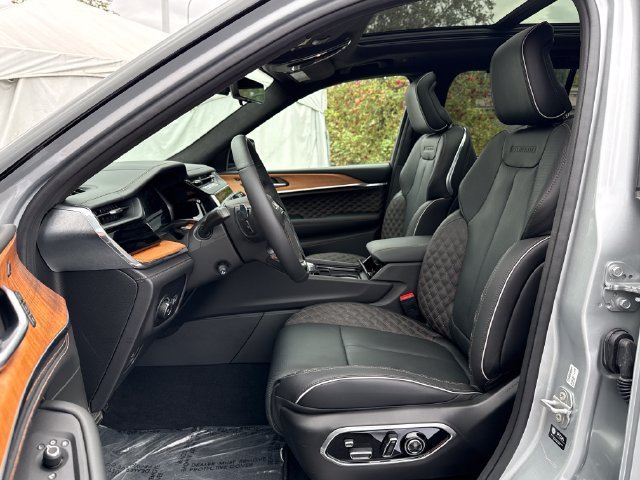 New 2026 Jeep Grand Cherokee Summit w/ Obsidian Package AWD/4WD image 20
