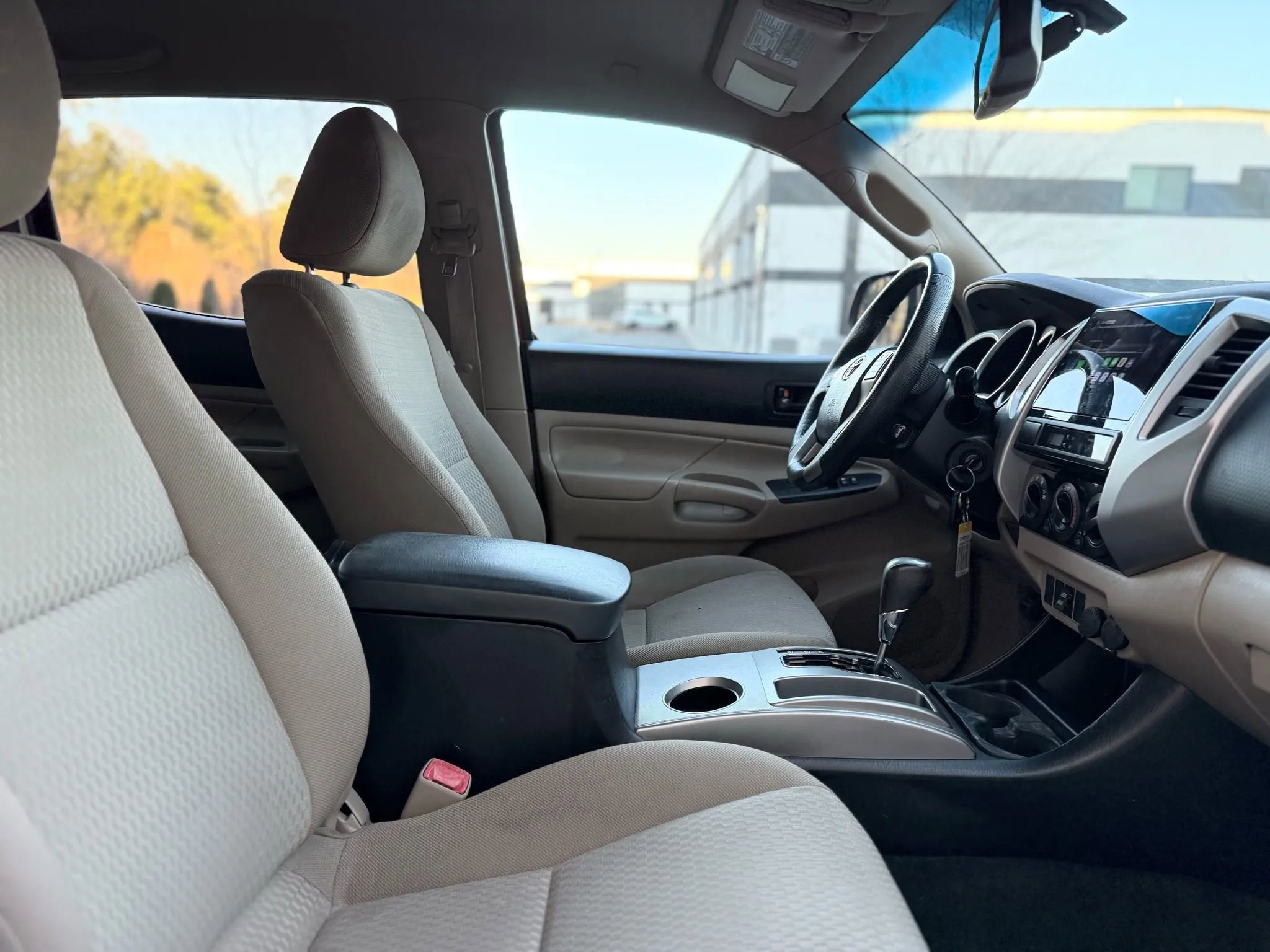 Used 2013 Toyota Tacoma PreRunner image 22