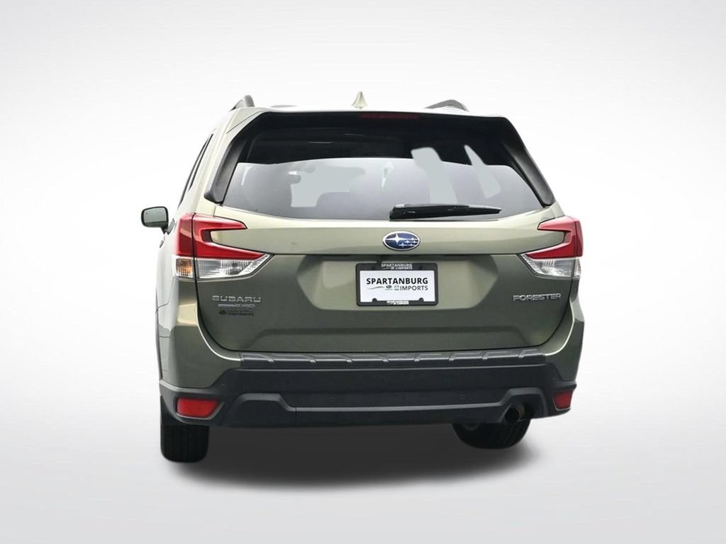 Used 2021 Subaru Forester Limited AWD/4WD image 7