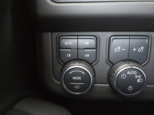 Used 2023 Chevrolet Tahoe High Country image 13