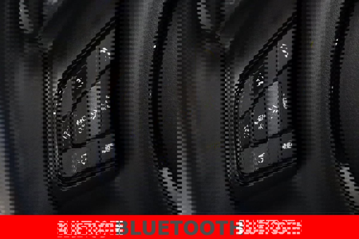 Used 2021 Jaguar F-TYPE R-Dynamic image 21