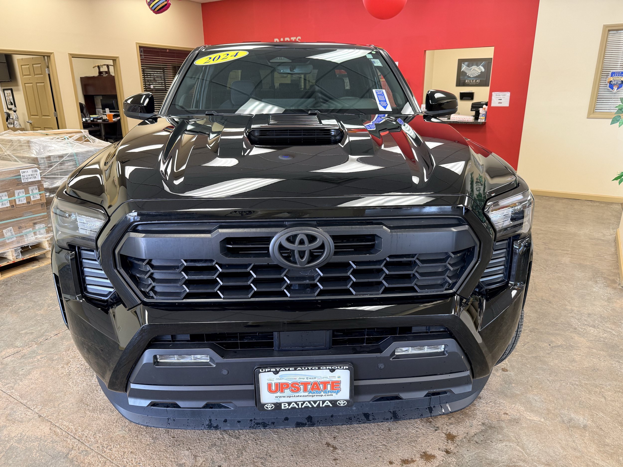 Used 2024 Toyota Tacoma TRD Sport w/ TRD Sport Upgrade Package AWD/4WD image 2