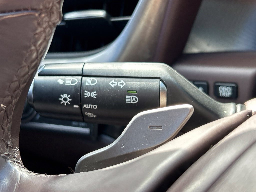 Used 2021 Lexus ES 350 w/ Accessory Package FWD image 28
