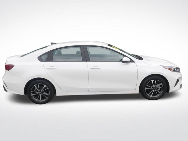 Used 2024 Kia Forte LXS FWD image 10